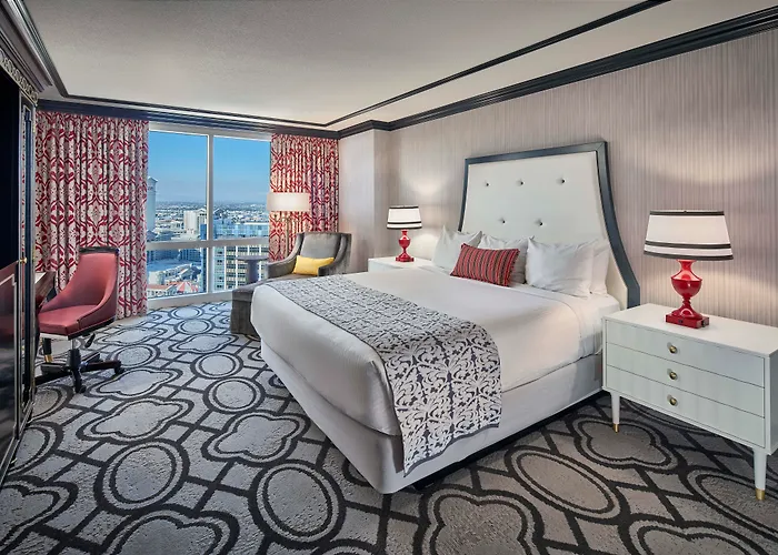 Las Vegas Hotels for Romantic Getaway
