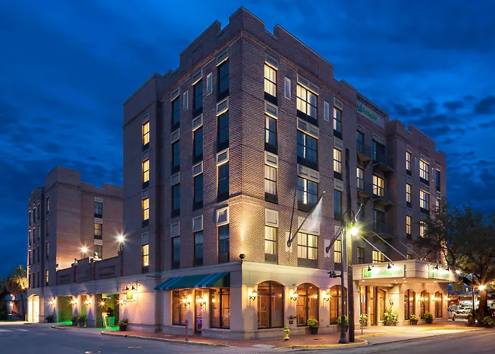 Savannah Hotels With Amazing Views